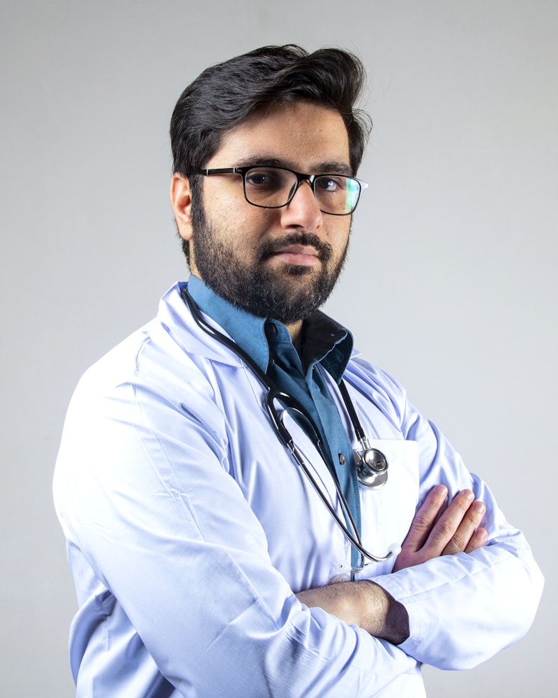 Portrait of Dr. Arif Rahman, Consultant Cardiologist at Medora Care Hospital