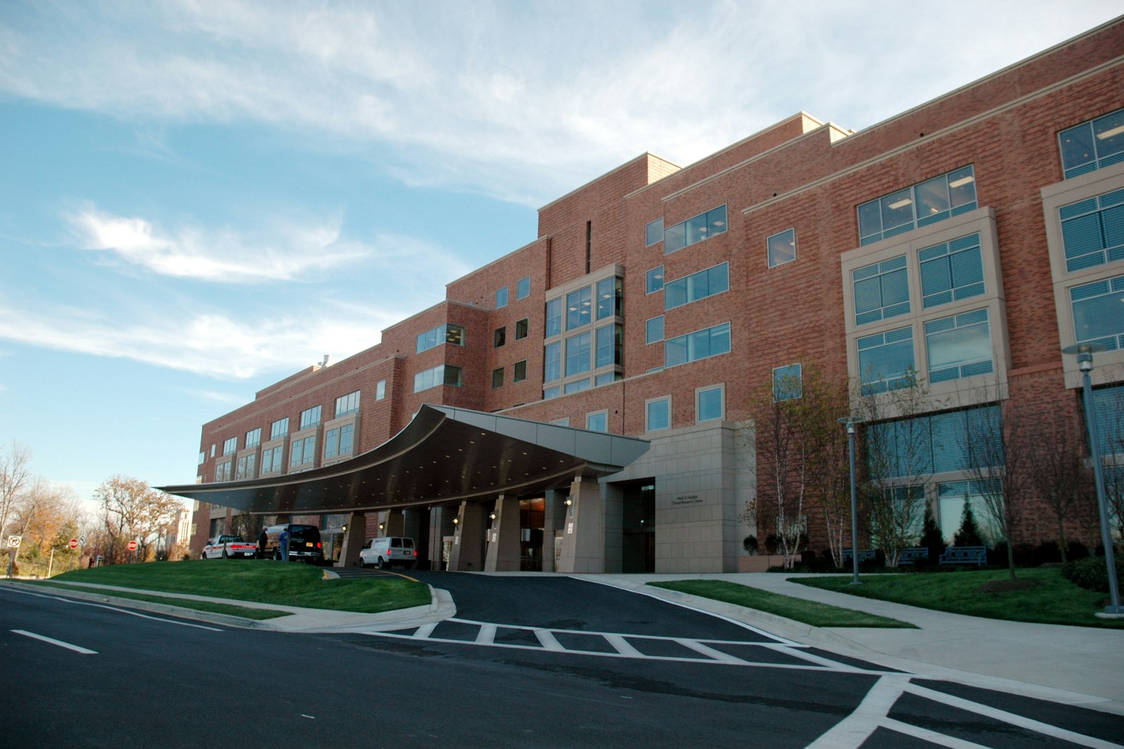 The main entrance and outpatient block of Medora Care Hospital